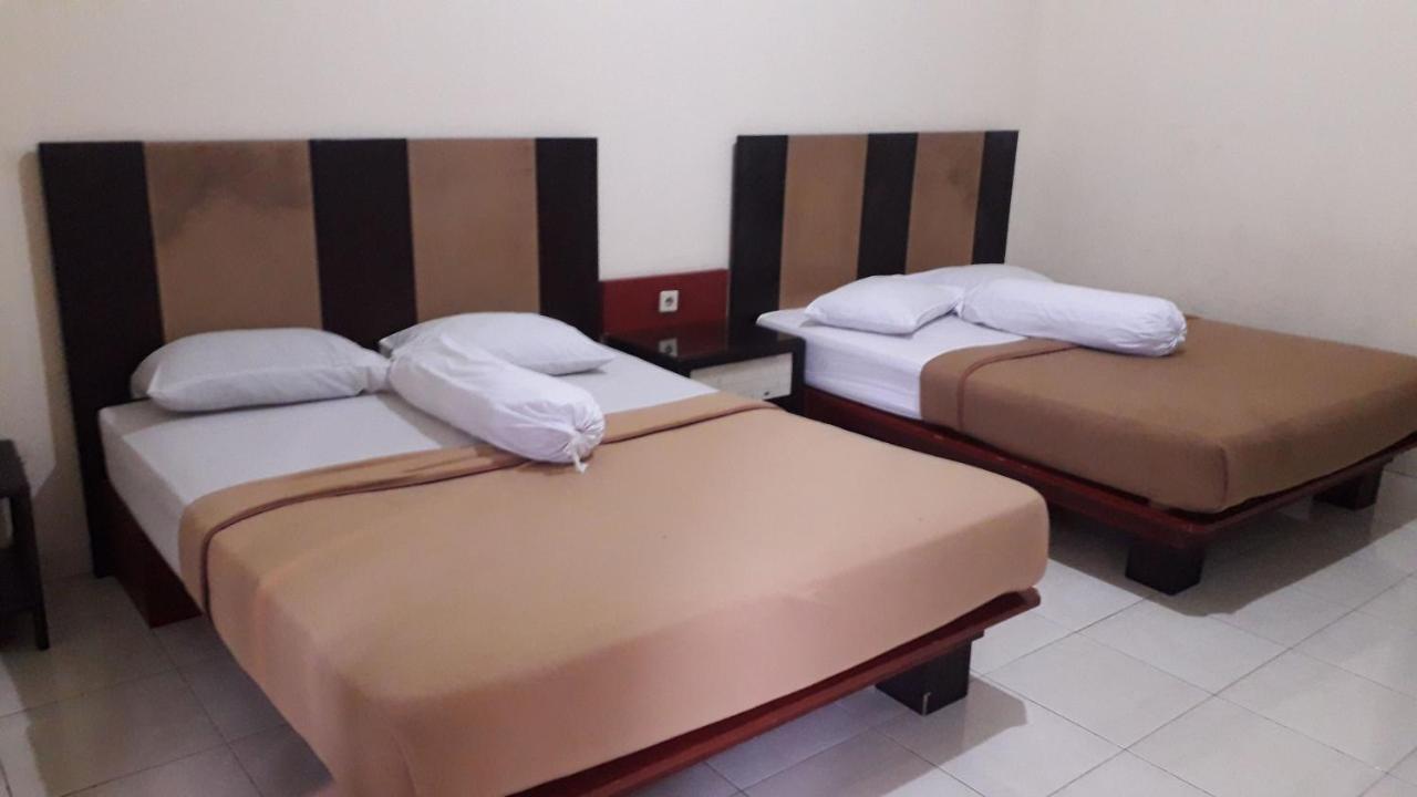 Surya Hotel & Resort Baturraden Exterior foto
